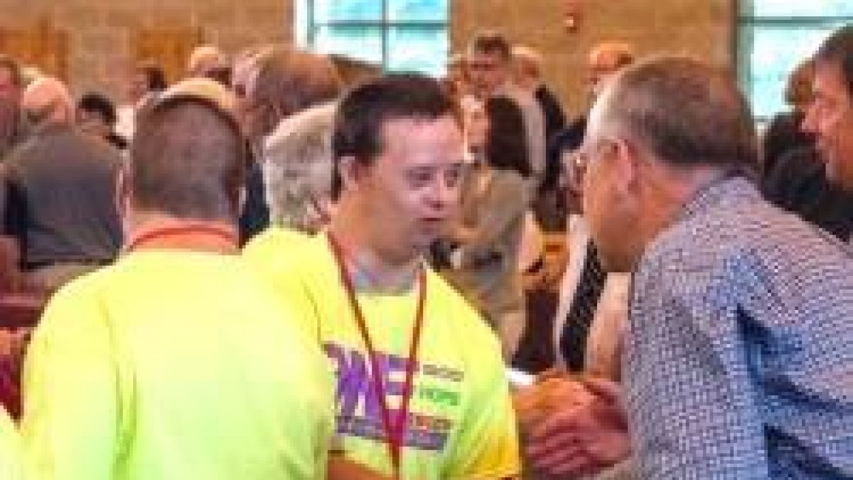 En la medida de lo posible, se pide integrar a las personas con discapacidades en la vida pastoral y parroquial