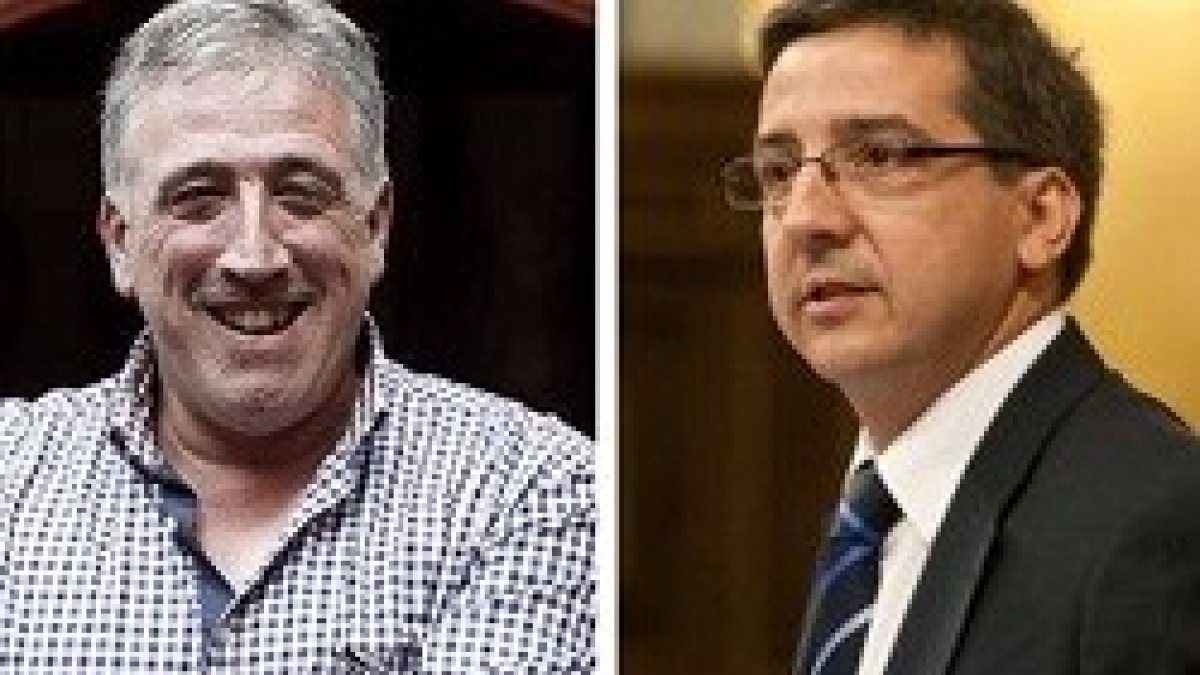 Joseba Asiron (Bildu), a la izquierda de la imagen, es el alcalde de Pamplona, cuyo ayuntamiento ha reprobado al diputado Salvador