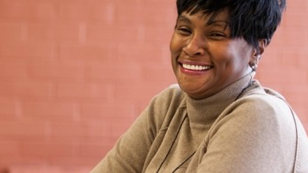 Revan sonríe, confiada en Dios, en sus nuevas habilidades y amistades y su capacidad de superarse