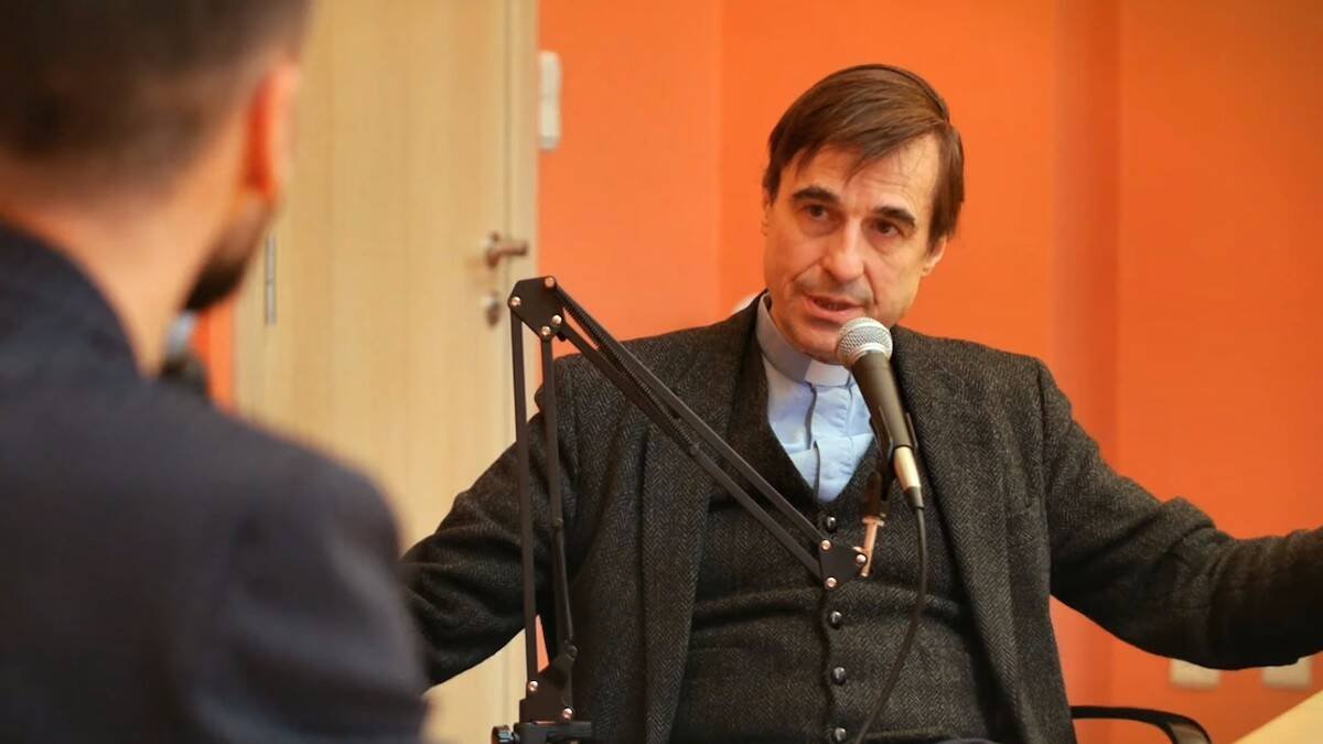 Erik de Beukelaer es vicario general de la diócesis de Lieja y fue portavoz francófono de los obispos belgas. Foto: captura A.S.A. Podcast (Youtube).