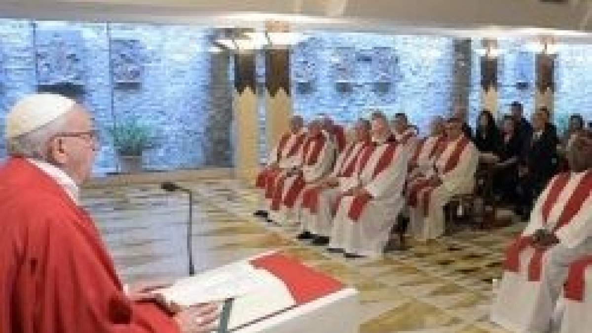 El Papa Francisco en varias ocasiones insiste en la gratuidad y el servicio del evangelizador