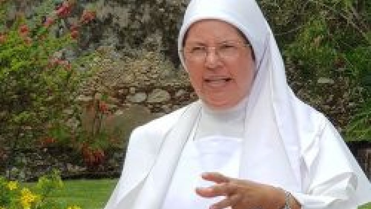 Sister Chef es el programa de TV de cocina puertorriqueña de Sor Juliana para cocinar y evangelizar