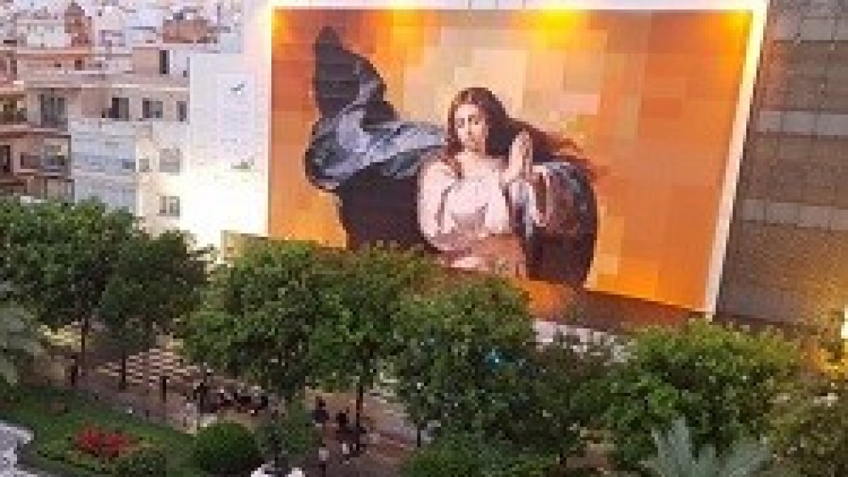 Esta reproducción gigante de la Inmaculada, 