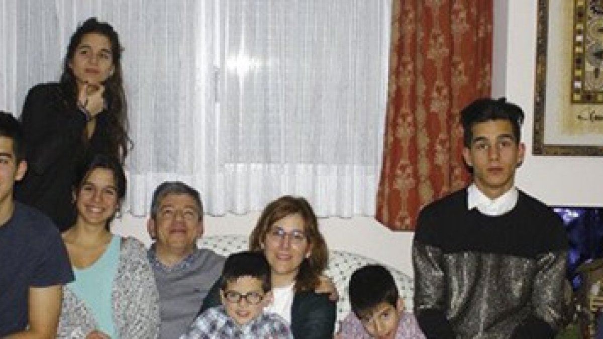 Antonio, María y sus hijos