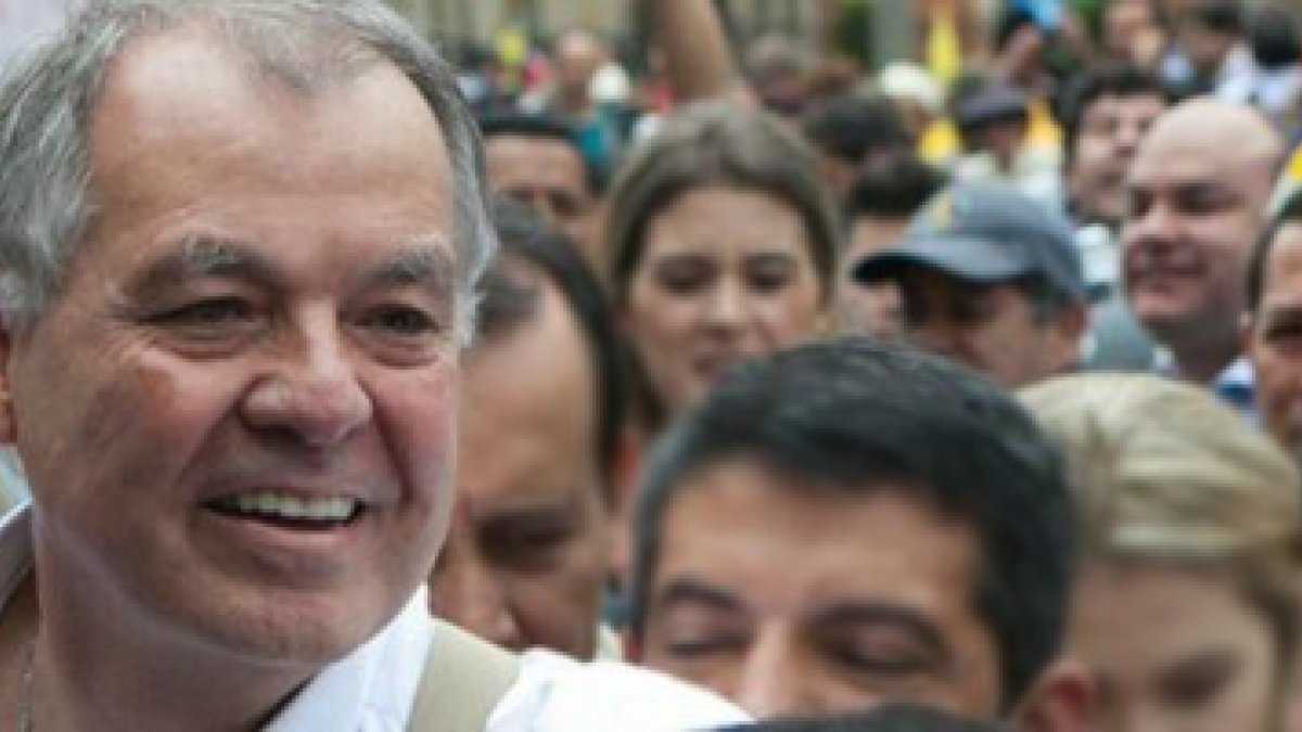 Alejandro Ordóñez, candidato a la presidencia, es católico practicante y no tiene miedo de reconocerlo