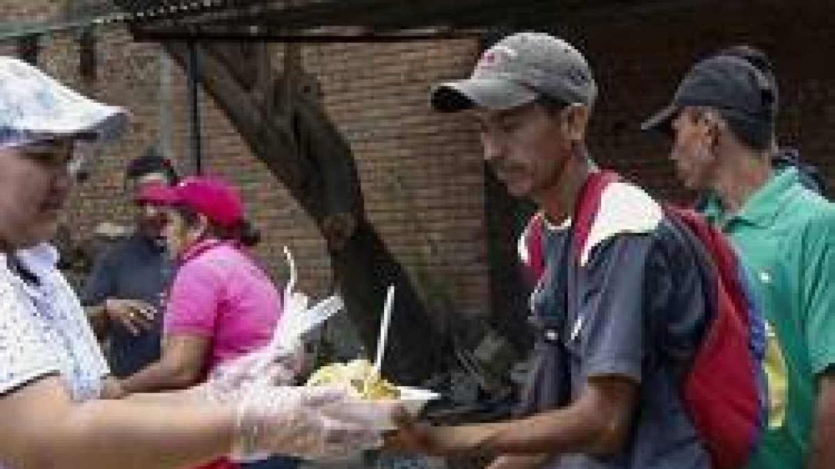 En la parroquia de la diócesis colombiana de Cúcuta, junto a la frontera, dan toda la ayuda posible a los refugiados