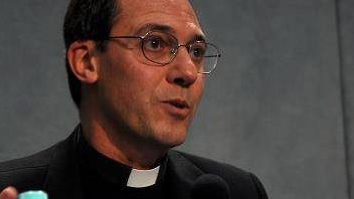 Giuseppe Tanzella Nitti es astrónomo y sacerdote y una autoridad en la divulgación sobre ciencia y fe - propone ScienceAnFaithOnline