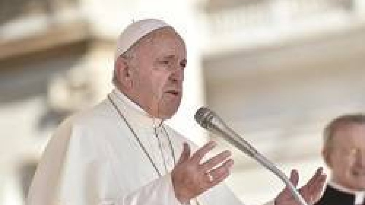 Francisco habló en su catequesis sobre el tercer mandamiento y del día del descanso