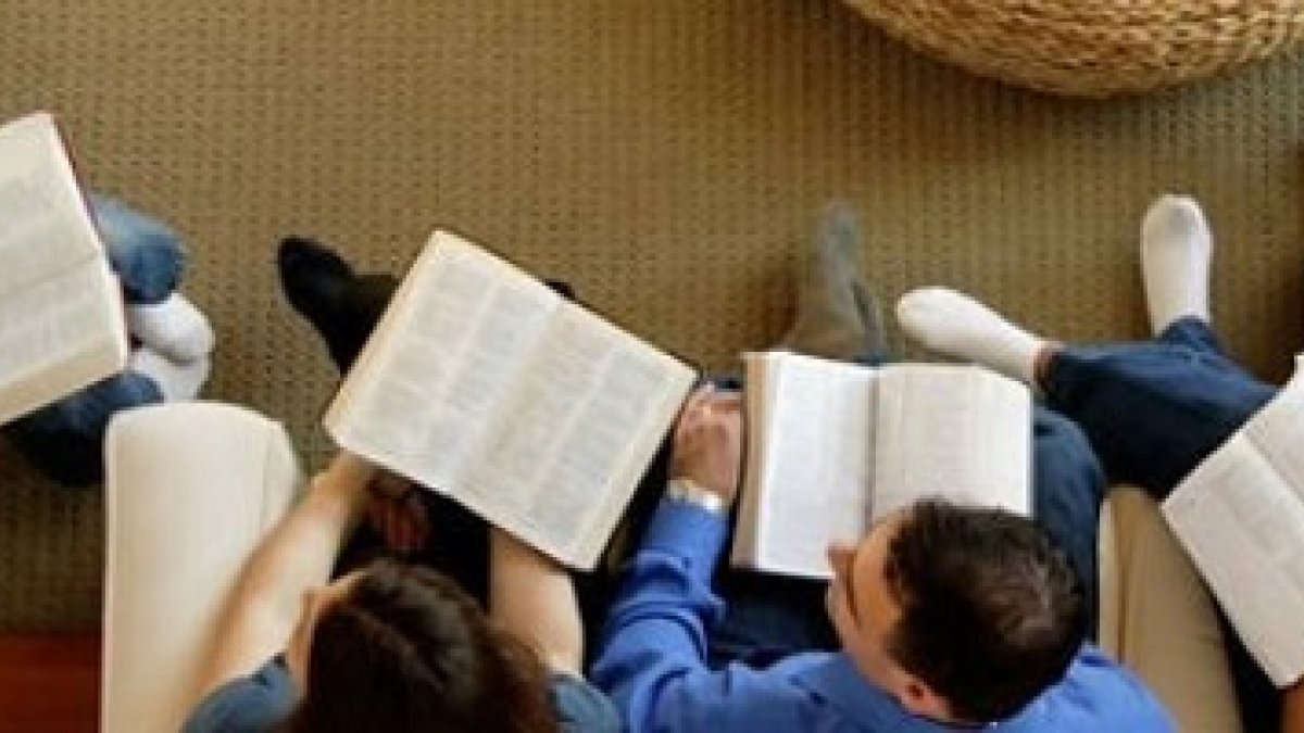 Grupos pequeños de discipulado, evangelización y crecimiento en la fe