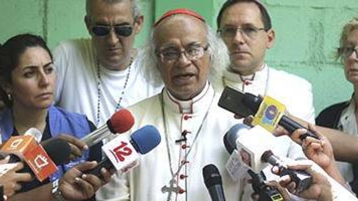 El cardenal Brenes, arzobispo de Managua, pide detener la violencia y reanudar el diálogo