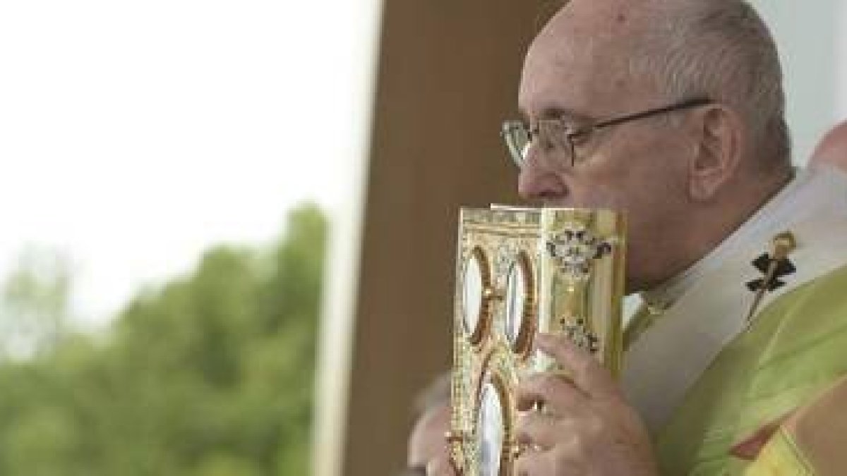 El Papa clausuró el Encuentro Mundial de las Familias con la Eucaristía celebrada en el Phoenix Park de Dublín