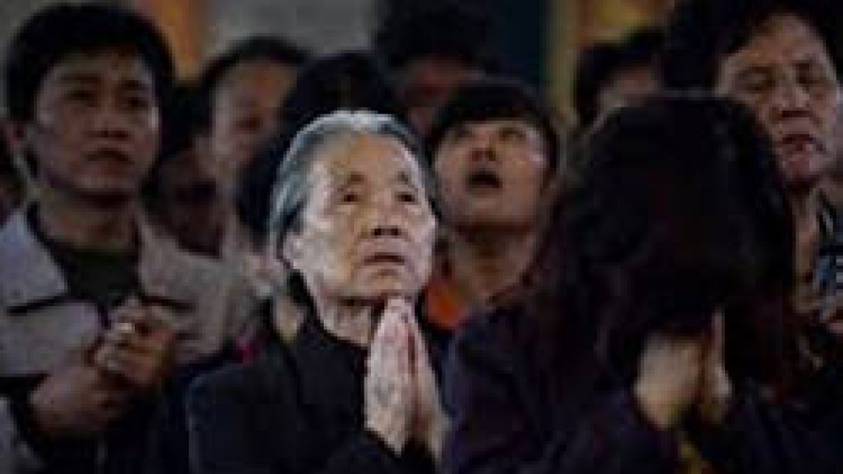 El Partido Comunista Chino lo tiene claro: o sus funcionarios abandonan la fe o abandonan el Partido