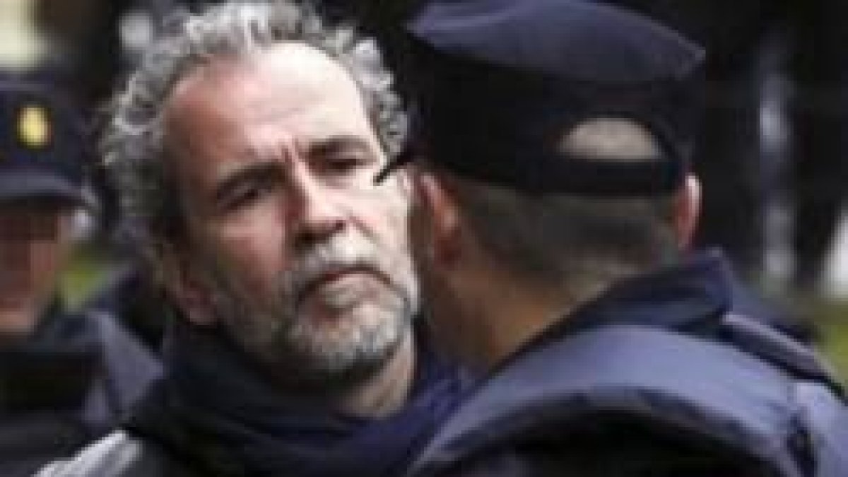 Willy Toledo es un activista de izquierda antisistema y laicista radical, que se ha declarado desobediente al juez