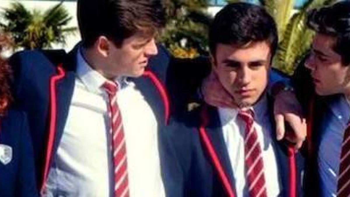 En «Élite» ningún personaje parece atesorar virtud alguna... salvo los dos de religión musulmana, uno de ellos homosexual.