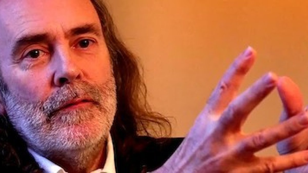 Años después de su conversión, John Waters ha dado a fondo, y perdido, dos batallas, el matrimonio gay y el aborto.