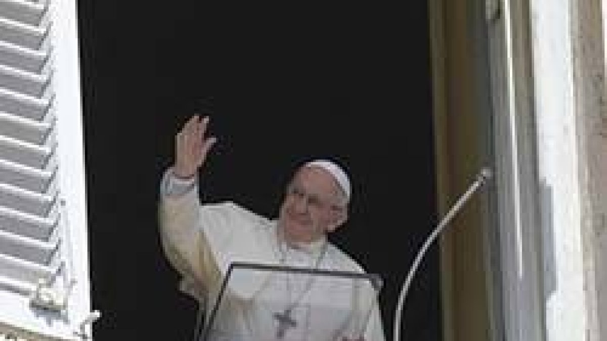 El Papa: la fe en Jesucristo nos lleva por el camino del amor, con elecciones y gestos concretos