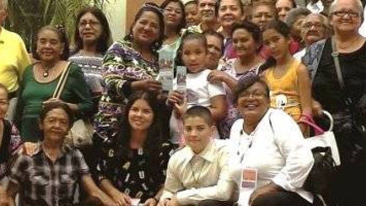 Voluntarios de una parroquia de Cáritas Ciudad Bolívar del programa Saman contra la malnutrición infantil