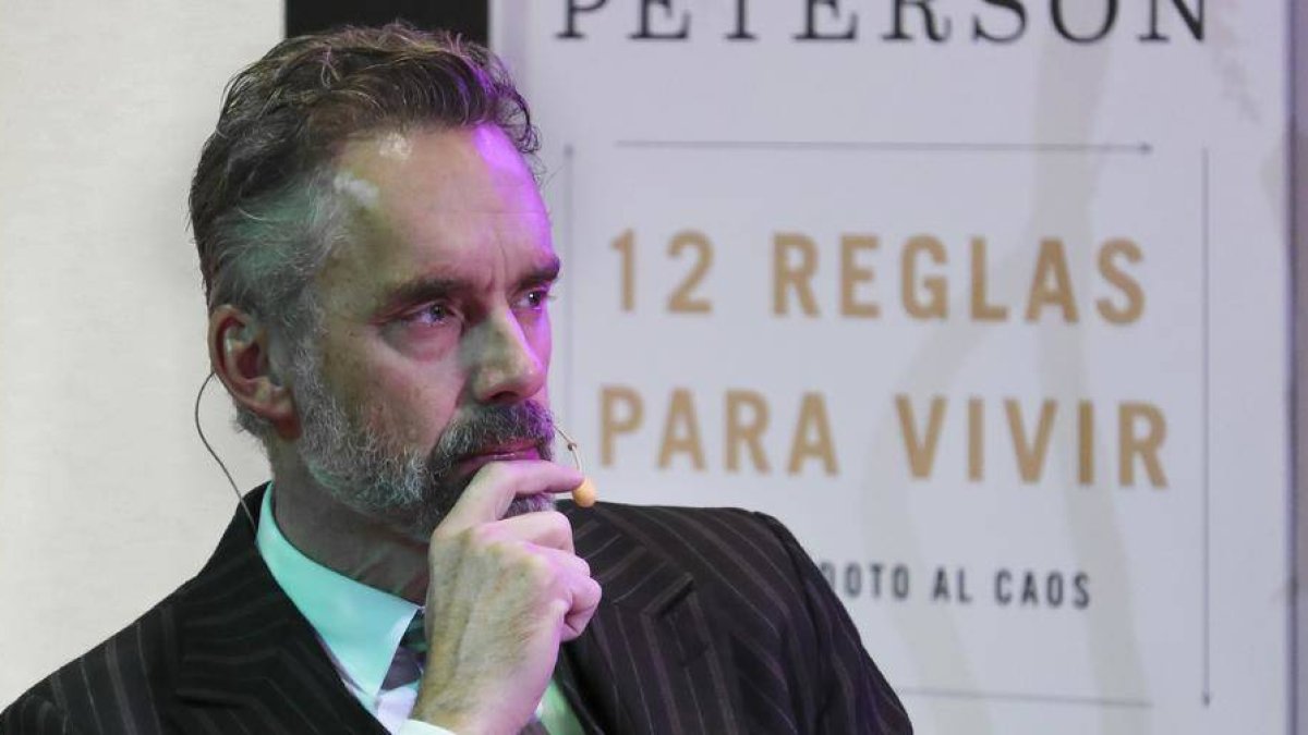 Jordan Peterson ha estado recientemente en España presentando su libro. En la imagen, durante un acto en la Universidad Francisco de Vitoria.