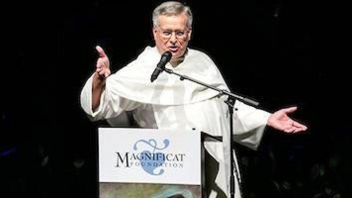 El padre Peter John Cameron, O.P., durante el «Magnificat Day» relatado por el enviado especial de «Le Figaro» a Nueva York.
