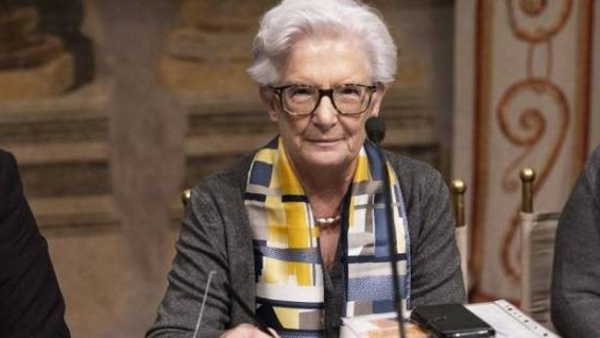 Paola Binetti es una veterana senadora, psiquiatra, investigadora y profesora universitaria