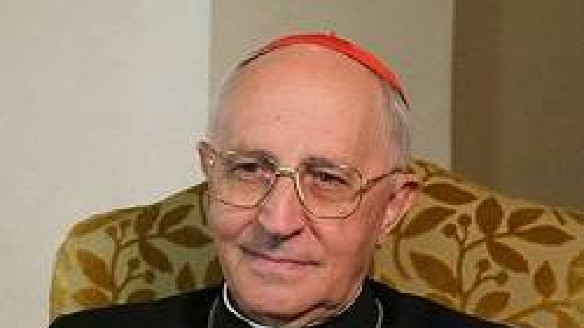 El cardenal Filoni es prefecto de la Congregación para la Evangelización de los Pueblos, y conoce perfectamente la situación china