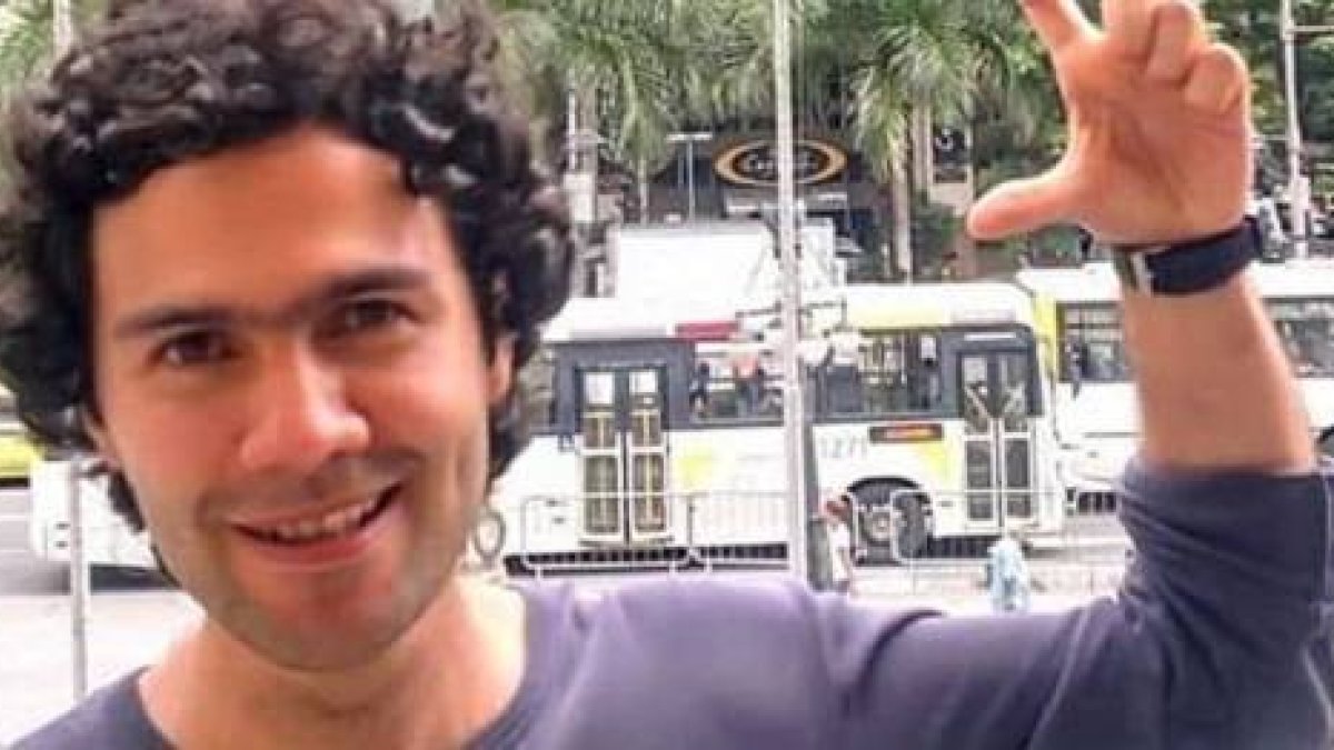 Cepeda se dedica ahora junto con un grupo de amigos músicos a promover la música sacra