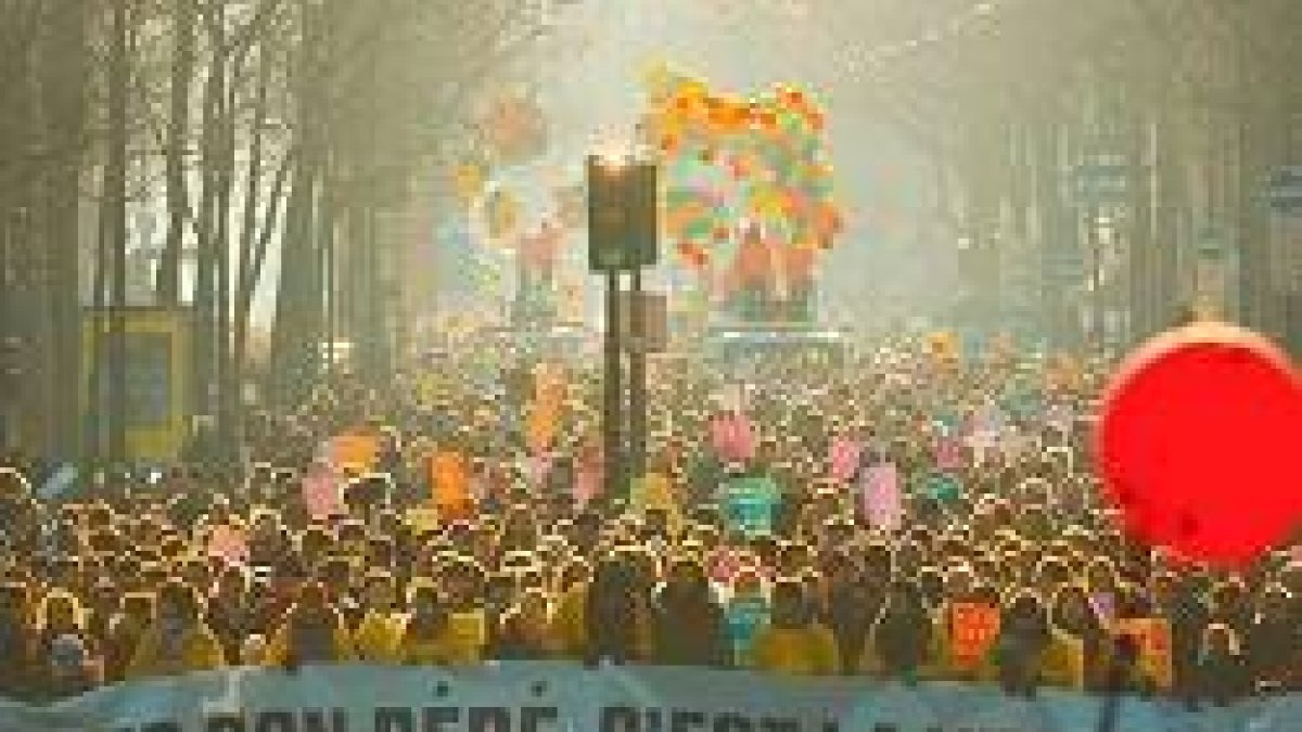 La Marcha por la Vida de París cumple este año su decimotercera edición, y cuenta además con el apoyo del Papa