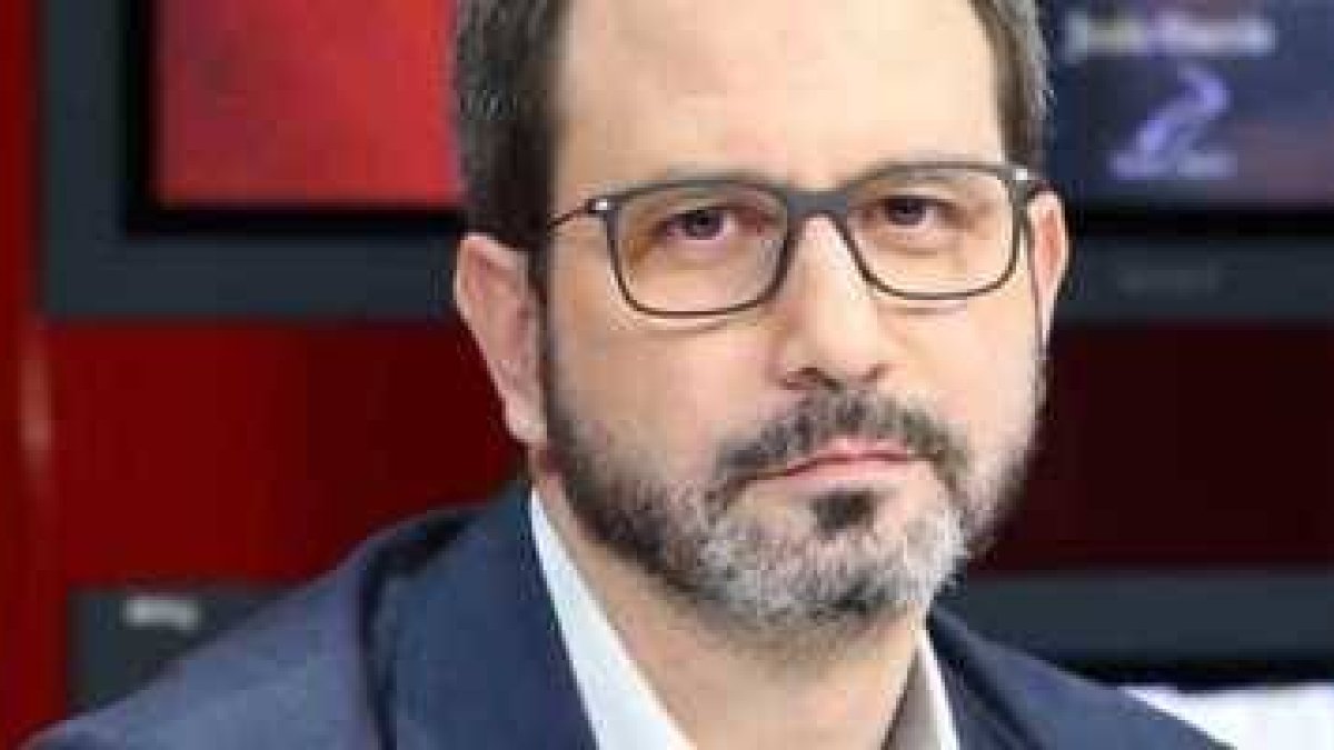 Jesús García, autor del libro Medjugorje, ha viajado también a Lourdes explorando el misterio de la alegría en la enfermedad, siempre de manos de la Virgen