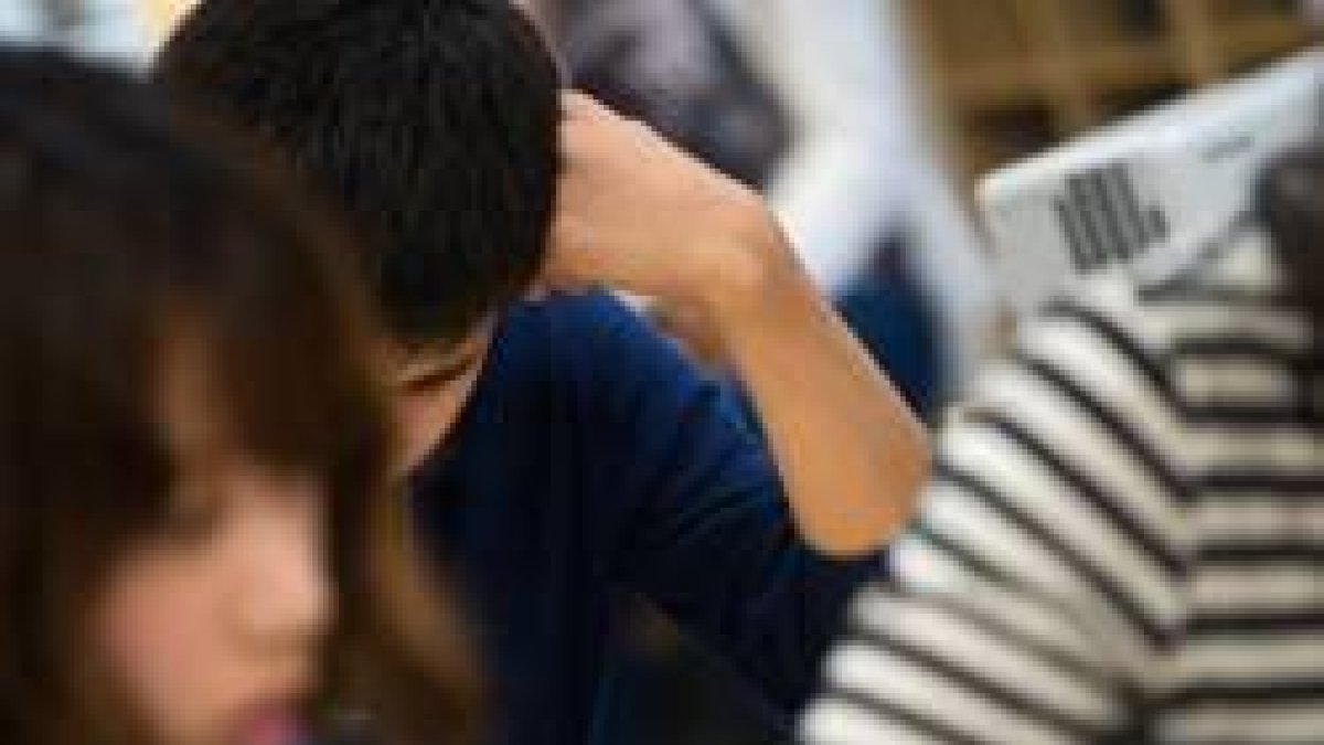 Los japoneses menores de edad se quiebran ante el sistema educativo... y al crecer muchos se asustan ante un mundo hostil