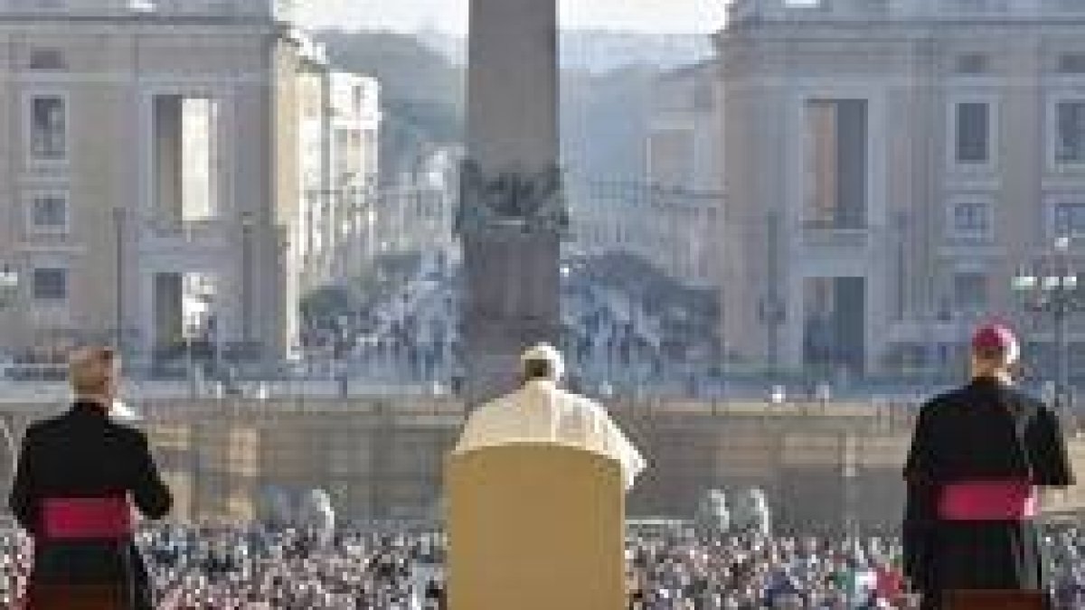 El Papa Francisco ha proseguido este miércoles con sus catequesis sobre los mandamientos / Vatican Media