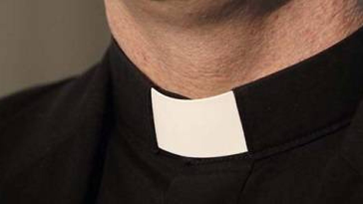 Elpidio (sacerdote con nombre ficticio) cuenta cómo está saliendo de la adicción a la pornografía