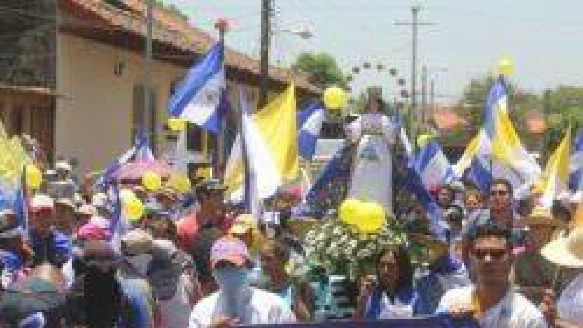 Peregrinación el pasado 11 de septiembre en León, Nicaragua, pidiendo a la Asunción de María paz para el país