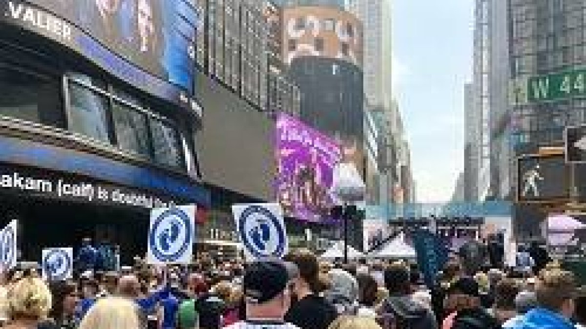 Miles de personas participaron en este acto en un momento en el que en Nueva York ha aprobado una ley radical contra la vida del no nacido