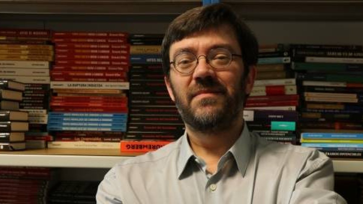 Pablo J. Ginés recopila 12 historias apasionantes de conversos de los últimos cien años