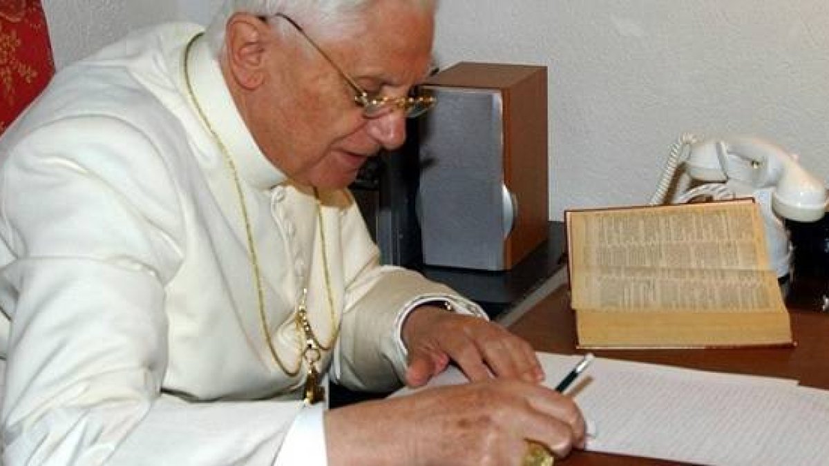Benedicto XVI ha querido analizar la situación de la Iglesia y la crisis de los abusos que la está azotando en este momento