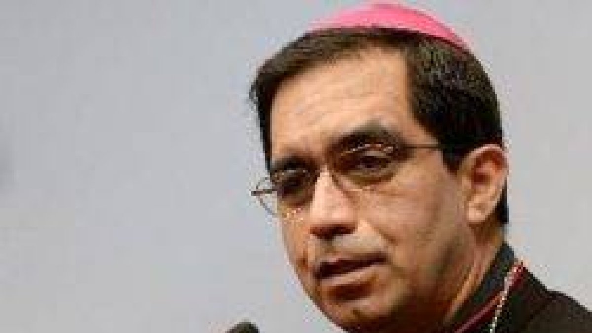 El obispo de San Salvador, José Luis Escobar