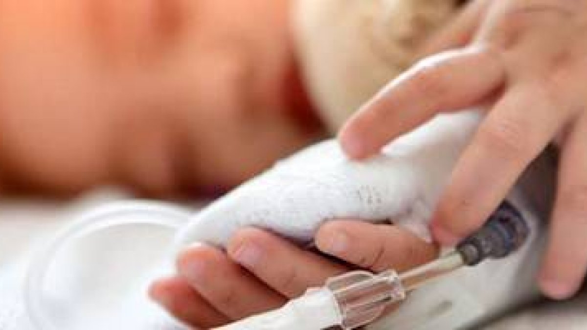 La principal clínica británica que trata la disforia de género es acusada por médicos que trabajaron en ella de llevar a cabo un experimento masivo sobre niños sin un estudio sobre las consecuencias a largo plazo de la medicación utilizada.