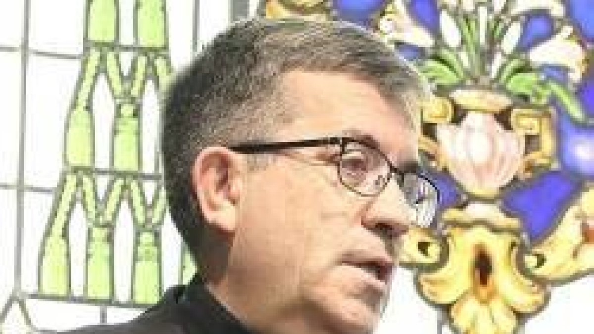 Luis Javier Argüello, obispo auxiliar de Valladolid, ha sido nombrado portavoz de la Conferencia Episcopal Española