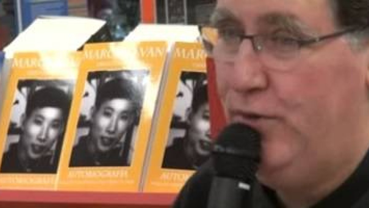 Álvaro de Cárdenas explica la relevancia de Marcelo Van y su espiritualidad, muy cercana a la de Santa Teresita de Lisieux, pero en un contexto distinto - el Vietnam de guerra