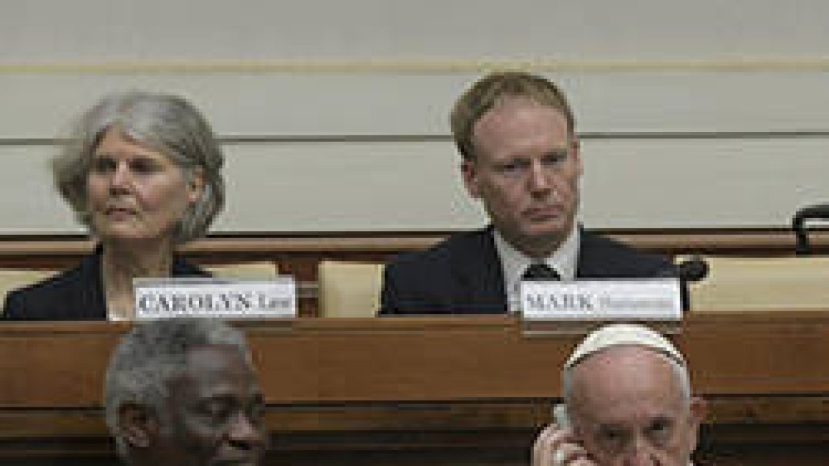 El Papa Francisco durante su encuentro con los responsables de las petroleras