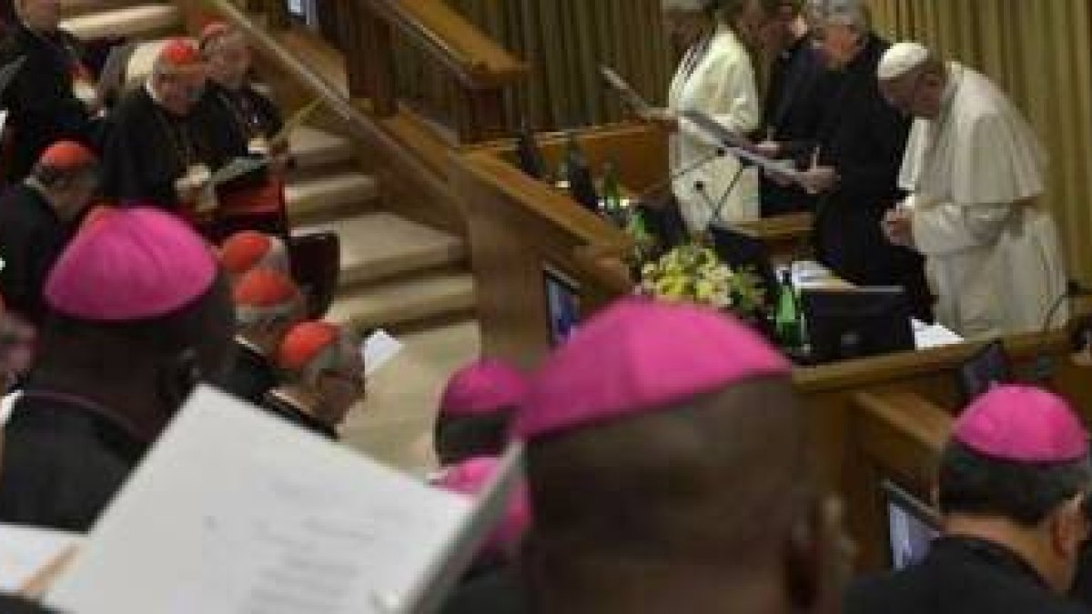 En la cumbre vaticana contra los abusos a menores se parte de una lista de 21 propuestas llegadas de distintos países
