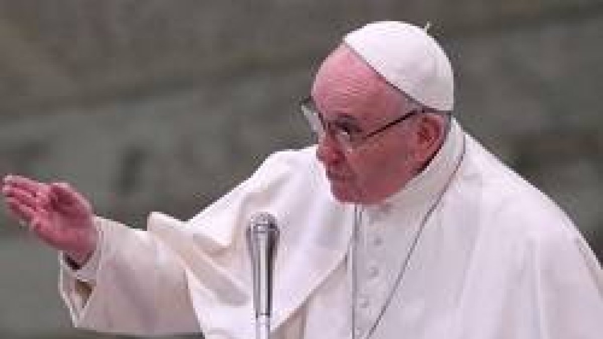 El Papa ha querido dirigirse a los miles de jóvenes que desde el viernes al próximo martes estarán reunidos en Madrid