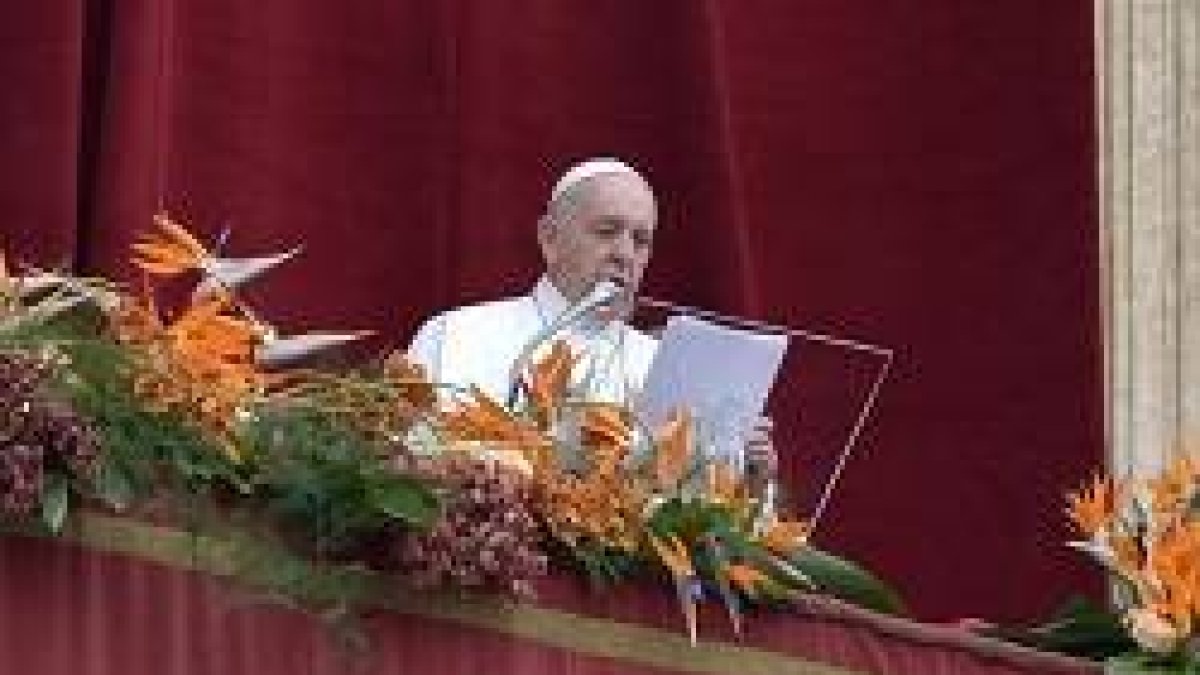 El Papa pidió por la paz en el mundo durante la Bendición Urbi et Orbi / Vatican Media
