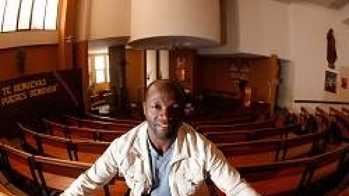 Dominique lleva ya seis años como sacerdote en España / A. Saiz/AVAN