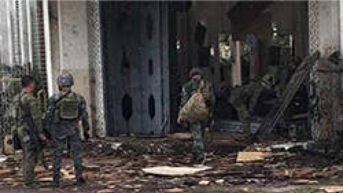 Dos bombas estallan en la catedral de Jolo, en Filipinas: al menos 27 muertos y 48 heridos