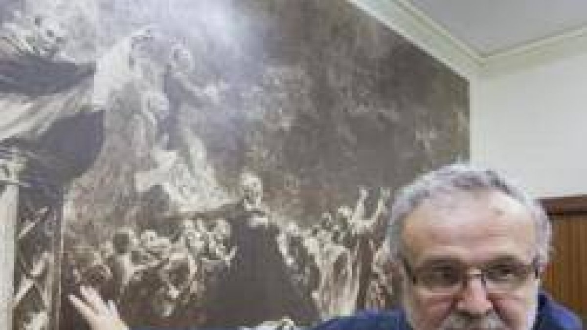 Alfonso Esponera con una imagen del valenciano San Vicente Ferrer predicando apasionadamente