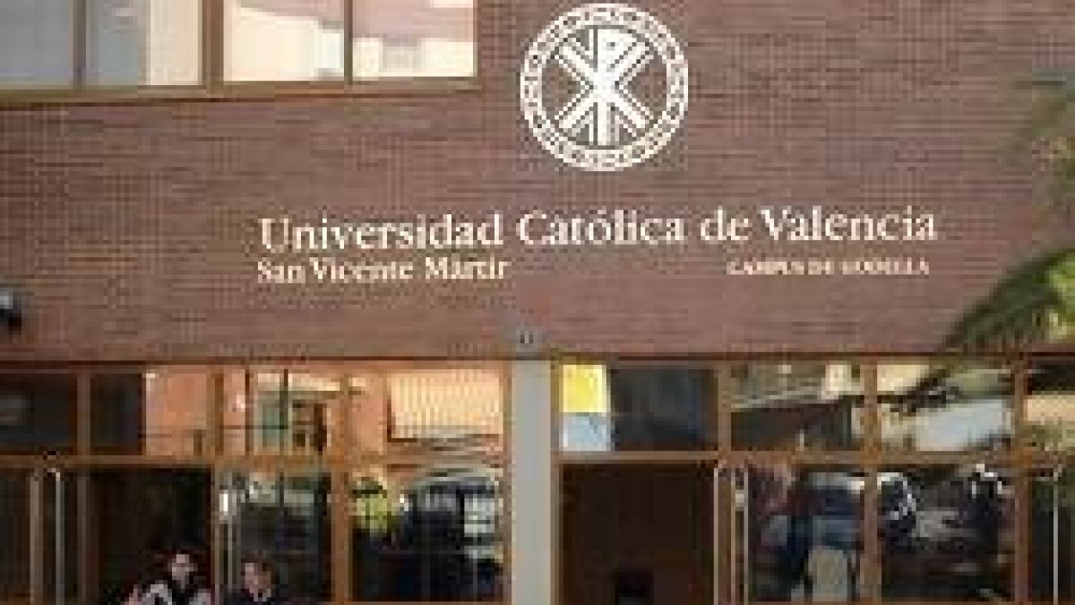 Los cursos han sido organizados por la Universidad Católica de Valencia