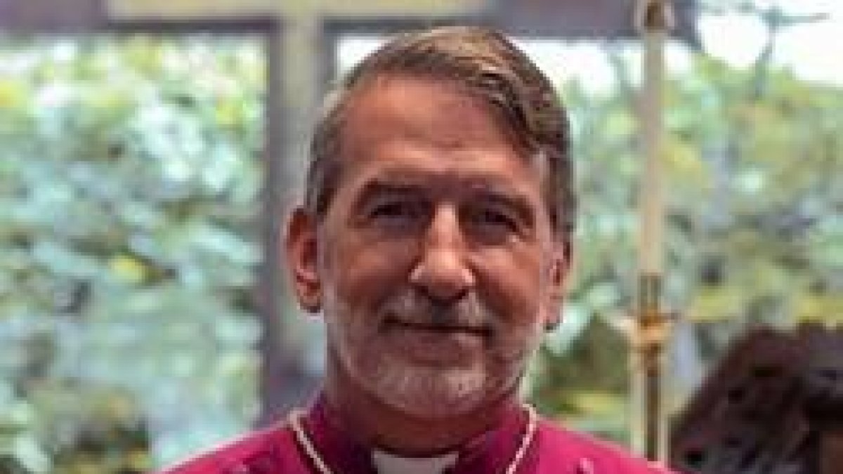 Foley Beach es el líder de más de mil comunidades conservadoras anglicanas de Canadá y EEUU, lejos de las obispesas lesbianas episcopalianas