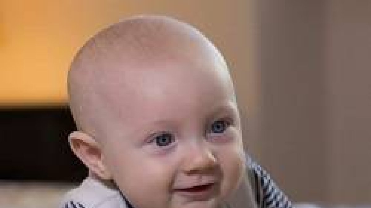 Davide es el el hijo de Giuseppe y Elena que nació tras el caso de Charlie