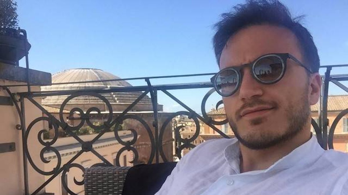 Umberto La Morgia, homosexual, se desmarca clara y argumentadamente del lobby LGBT y su pretensión de monopolizar el discurso y censurar a los disidentes.